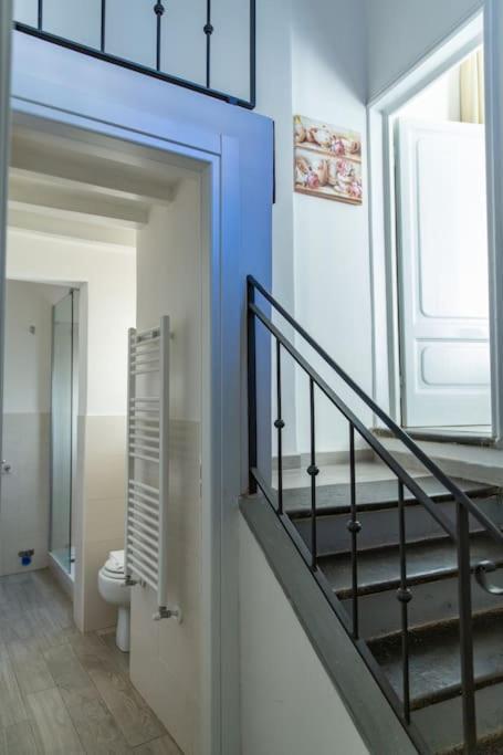 Beautiful Apartment In Quite Area Florencia Exterior foto