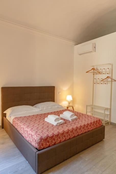Beautiful Apartment In Quite Area Florencia Exterior foto
